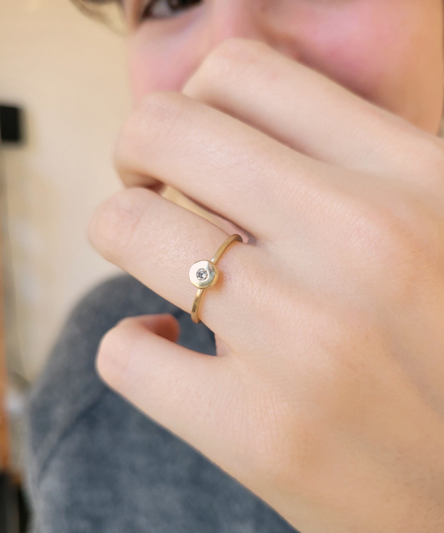Dot Ring - Gold Diamond